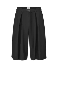 Lana Shorts 285 Black