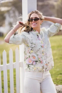 Linen Blouse Harmony