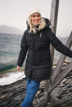Longbear Hooded Down Coat Black