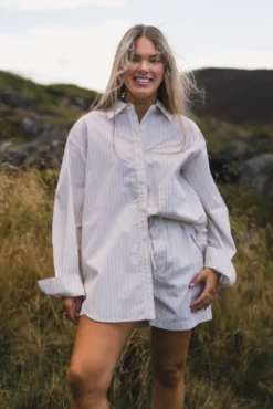 Loose Stripe Shirt Ecru Stripe