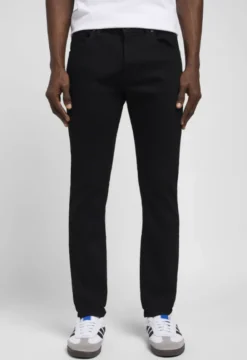 Luke Clean Black