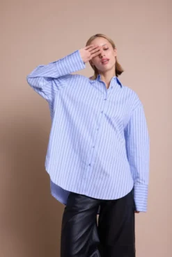 Man Blue