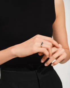 Mario Ring Larvikite