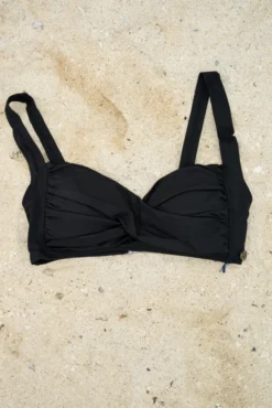 Medea Solid Top Black