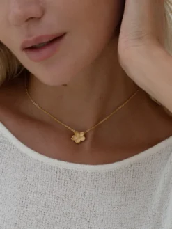 Midi Flower Necklace