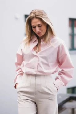 Nesrine Selmina Shirt Lotus