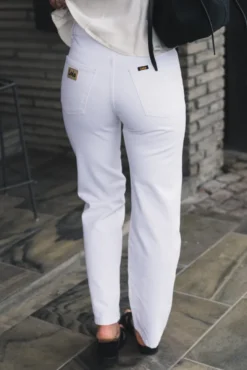 New Dana Omaha Light White