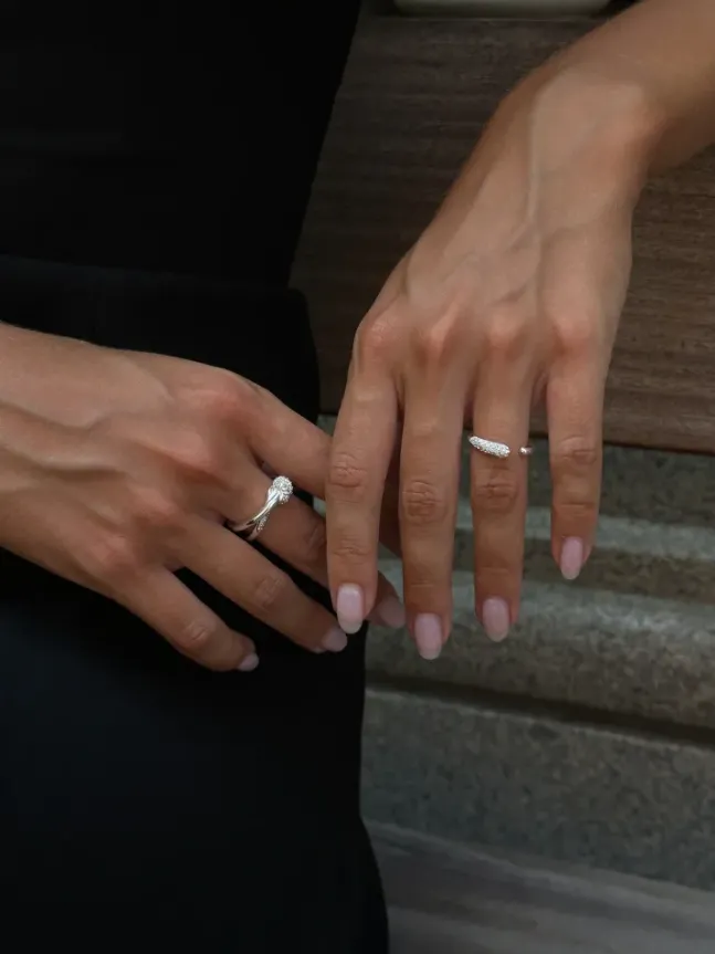 Pavé Knot Ring Silver