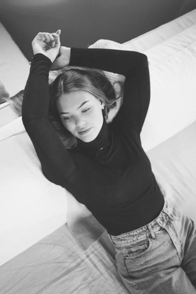 Perfect Line Cashmere Turtleneck Black