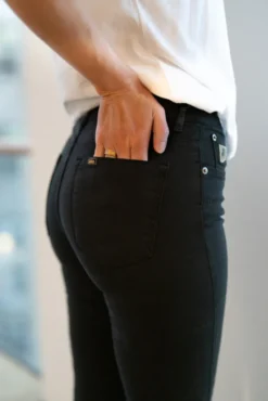 Raval Lea Soft Colour Black
