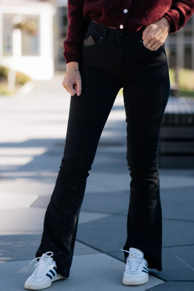 Raval Mallow Bob Black Dark Black