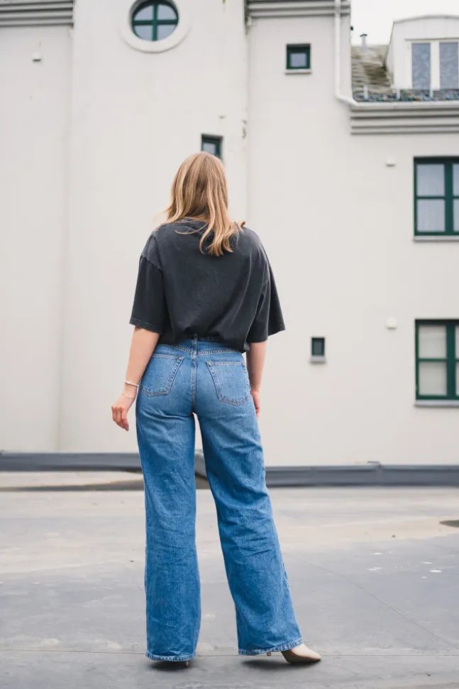 Reign Jean Medium Blue