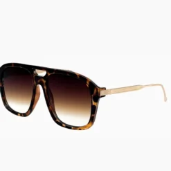 Reina Tort/Brown Fade