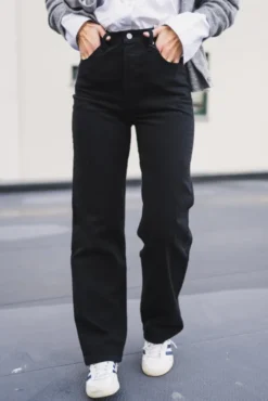 Ribcage Straight Ankle Jeans Black Sprout