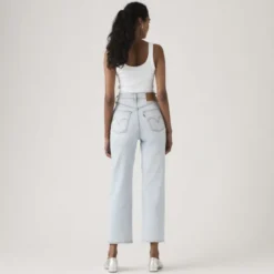 Ribcage Straight Ankle Light Indigo Filter Her