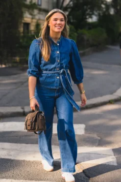 Rylan Elena Pants Mid Blue Wash