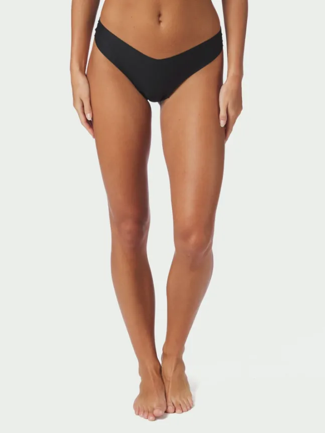 Saria Seamless String Black