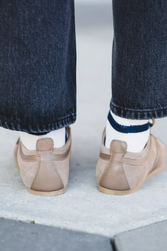 Shade Suede Leather Taupe