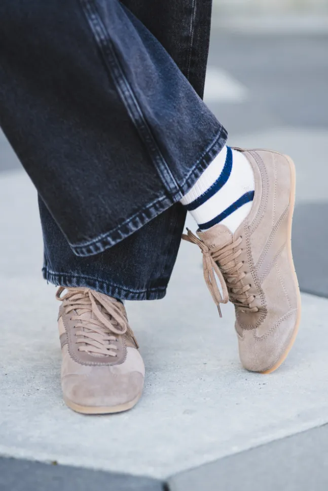 Shade Suede Leather Taupe