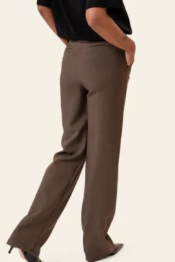 Signatureic Pants Dark Brown
