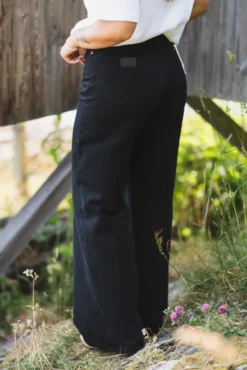 Skater Loose Black Bold Rinse