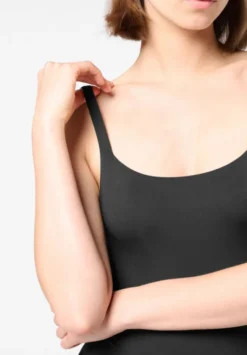 Skinwear Body Thin Straps Black