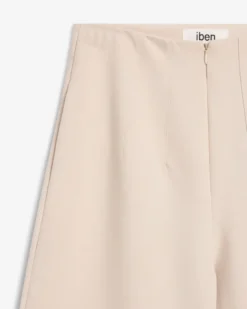 Smooth Barrel Pants Ivory White