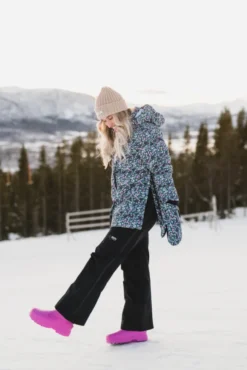 Snow Puffer Flower Black