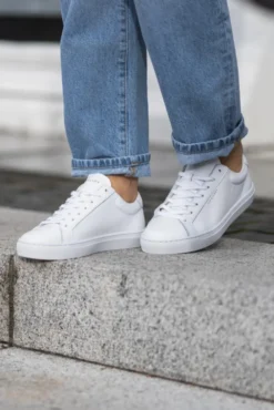 Spin Leather Sneakers White