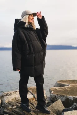 Spitsbergen Down Coat Black