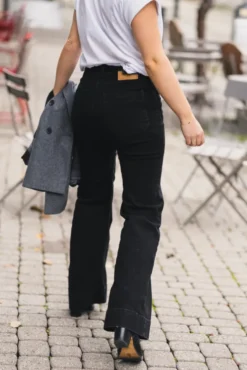 St Monica Jeans Black 2 Weeks