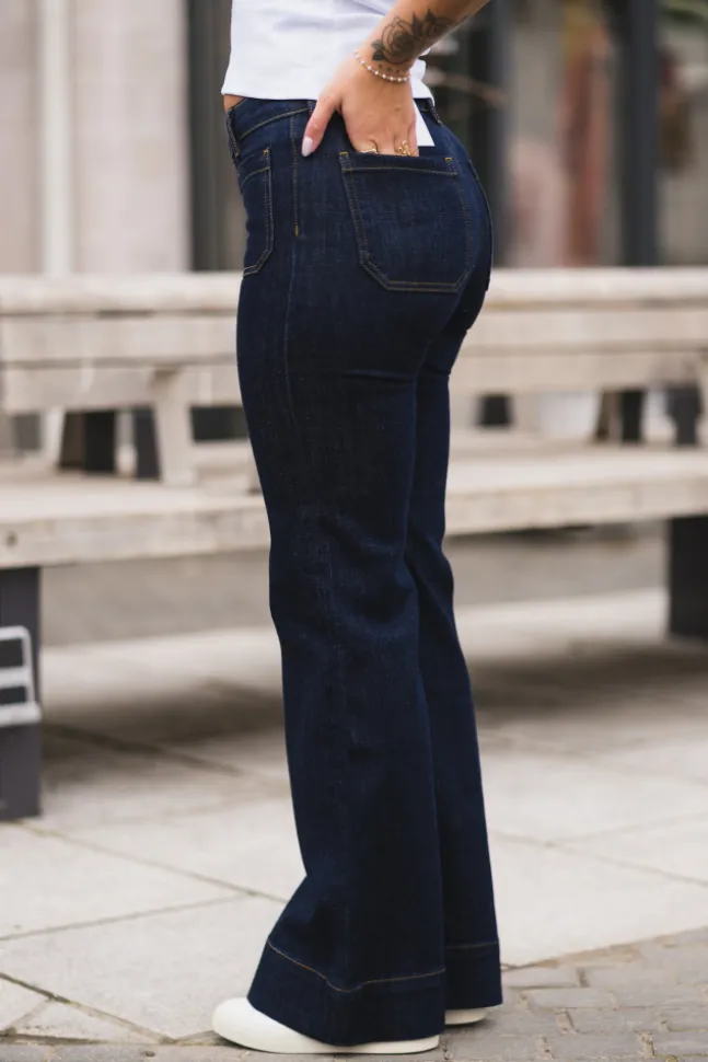 St Monica Low Blue Rinse