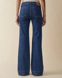 St Monica Low Vintage 95