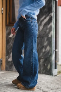 Taylor Washed Dark Blue