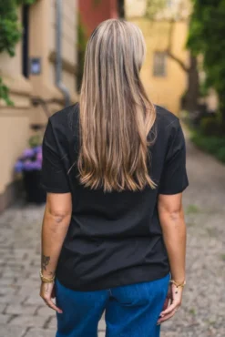 Terina Organic Small Logo Tee Black/White