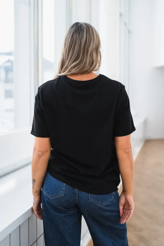 Terina Organic Small Logo Tee Black/White