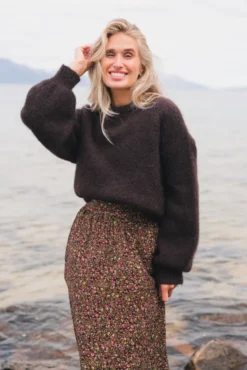 Thea Amalie Pullover Black Coffee