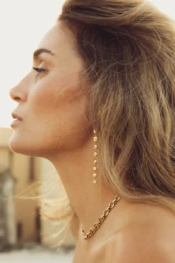 The Long Pebble Earrings Gold