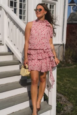 Veda Flower Top Dusty Rose