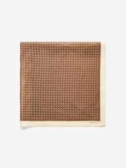 Velia Scarf Carafe