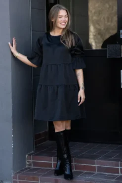 Vesta Dress Black