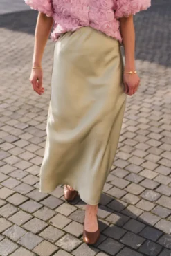 Vicky Heavy Sateen Skirt Mint Green