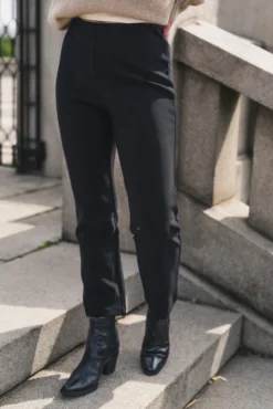 Vilea Trousers Black