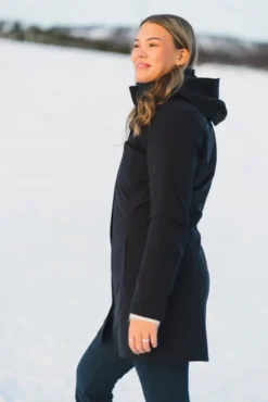 W Nova Coat Black