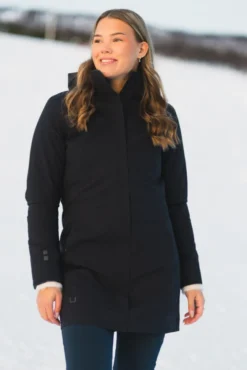 W Nova Coat Black