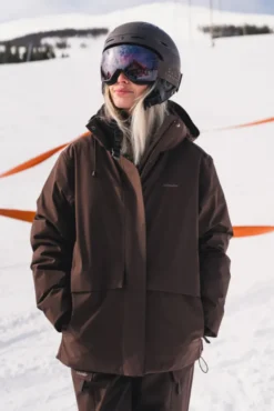 W Tryvann Down Jacket Dark Brown