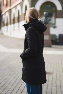 W White Heat Parka Black
